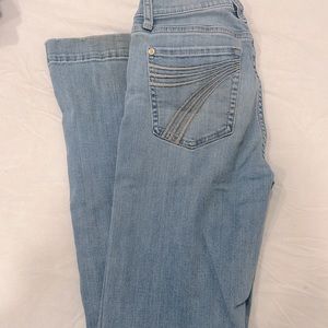 Light wash seven for all mankind